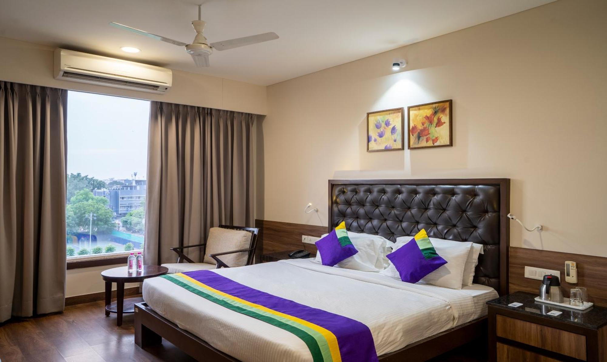 Treebo Premium Baramasi By Jai Club Prime Hotel Jaipur Eksteriør billede