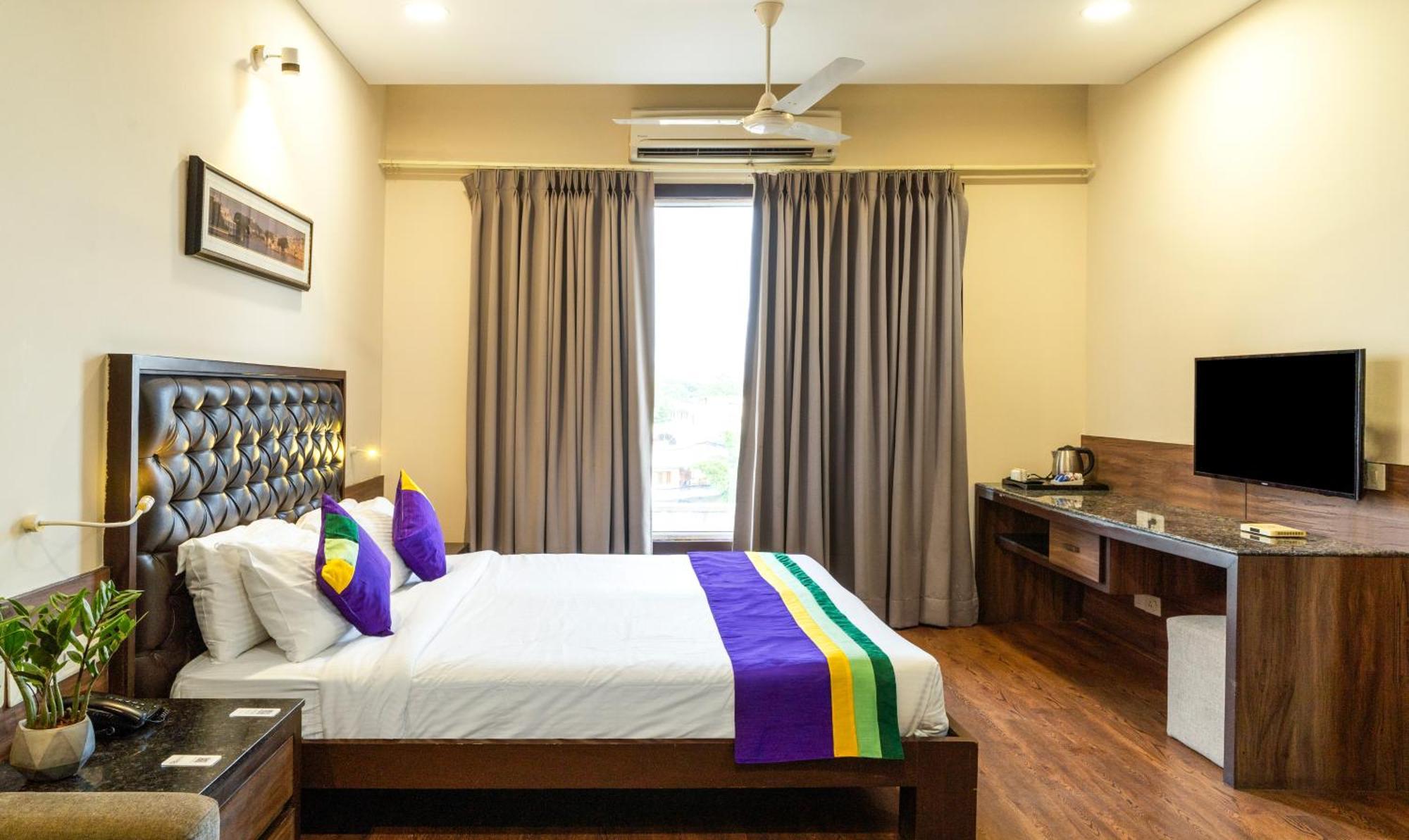Treebo Premium Baramasi By Jai Club Prime Hotel Jaipur Eksteriør billede